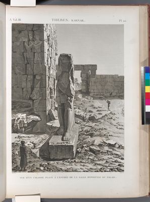 Thèbes. Karnak. Vue d'un colosse placé à l'entrée de la salle hypostyle du palais.