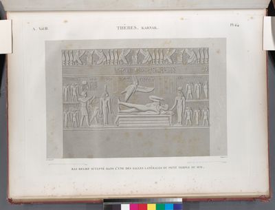 Thèbes. Karnak. Bas-relief sculpté dans l'une des salles latérales du petit temple du sud.